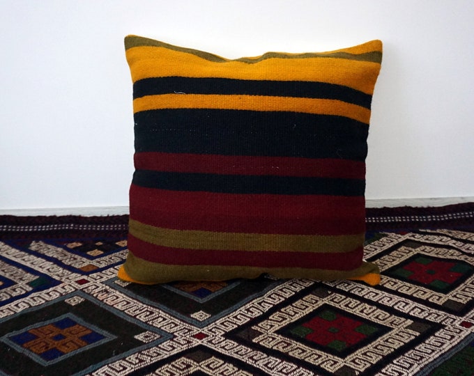 20"x20" Turkish kilim pillow cover, vintage Anatolian pillow, Decorative Throw pillow, 50x50 cm pillow