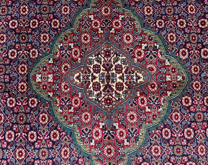 Fine Quality hand knotted Heriz Style Area rug - 6'6 x 9'7 Living room rug