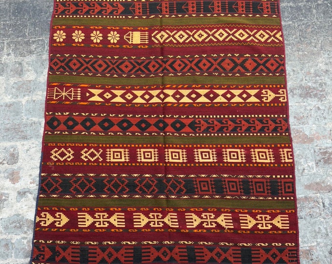 70% off Vintage Afghan Gajari tribal wool kilim rug 5'0 x 5'8