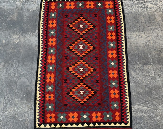 Tribal Handmade Tribal kilim rug