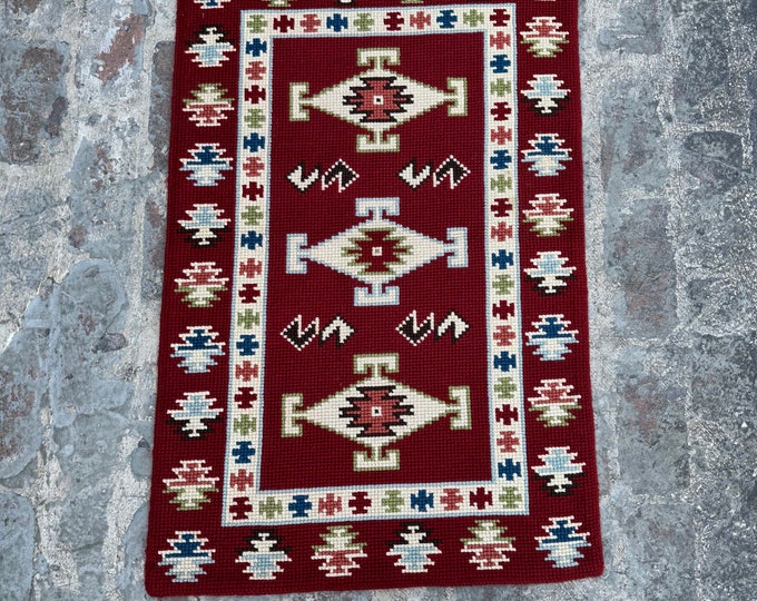 70% off 2'6 x 3'10 Suzani handwoven kilim rug | Animal Motif Rug | Tribal kilim rug