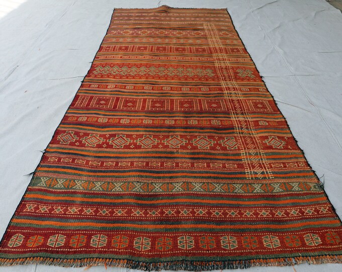 Vintage Kilim Made of 100% wool - Kuchi kilim rug