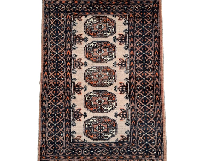pakistani bokhara wool rug - 2'1 x 2'10