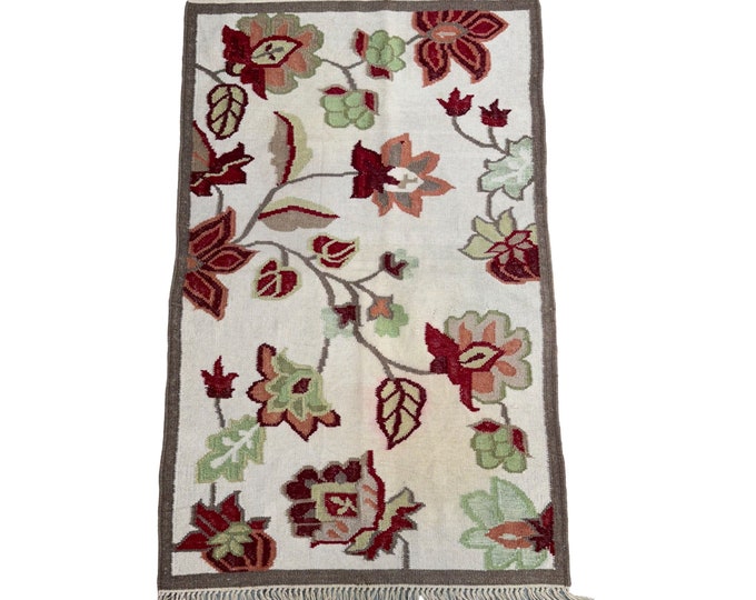 70% off Floral Afghan handwoven kilim rug - Kitchen kilim rug - 3'2 x 5'1