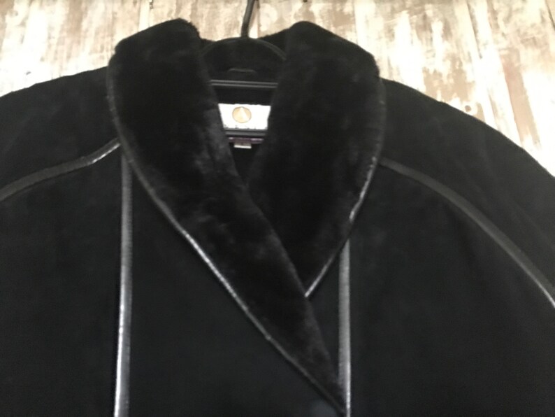 Vintage Black Sheepskin Jacket Shearling