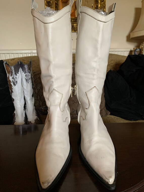 vintage white cowgirl boots