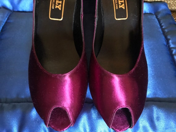 Vintage Bally Satin Evening Shoes - image 1