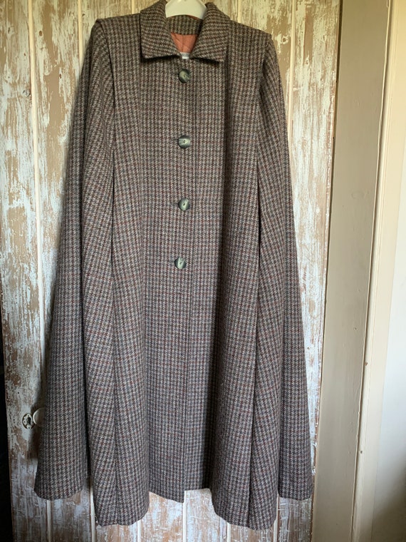 Vintage Aquascutum Check Cape Coat