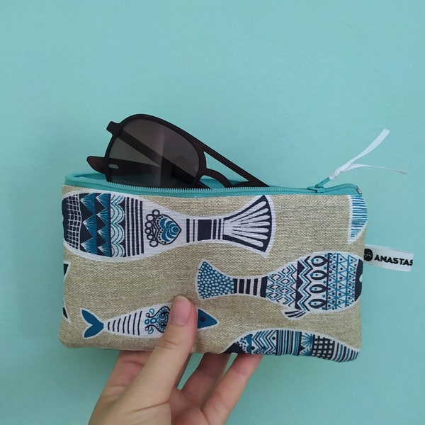 Padded Sunglasses Pouch with Fish Print, Summer Gift, Nautical, Teacher Gift, End of School Gifts, Soft Eyeglasses Fabric Case with Zipper