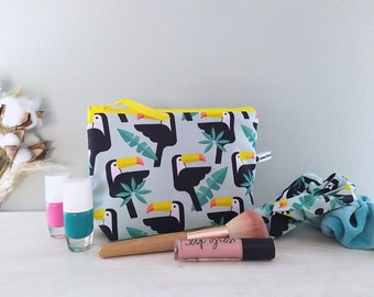 Toucan Zipper Pouch, Tropical Make-up Bag, Bird Toiletry Bag, Teenager Summer Gift, Best Friend Gift, Travel Bag, Cosmetics Pouch