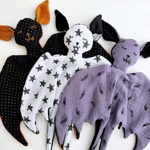 Halloween Bat Baby Comforters, Double Gauze Cotton Bat Lovey, Spooky Baby Bat Animal Blanket, Black Orange Bat Plush, Halloween Baby Gifts