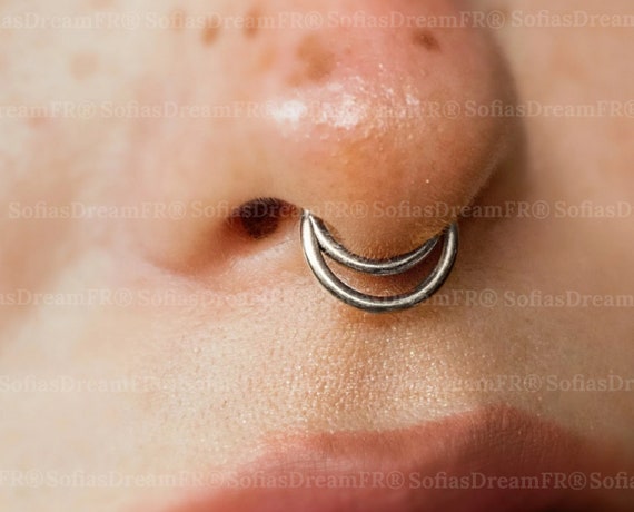 steekpenningen concert Bezet Neusring piercing dubbele ring piercing - Etsy België