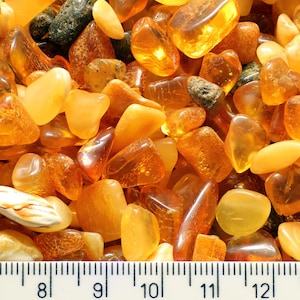 Genuine Baltic amber stones (7 - 15 mm) 20 gram