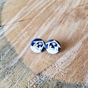 Nativity scene stud earrings, Christmas nativity, religious gifts, christmas gift idea for her, nativity jewelry, micro jewelry