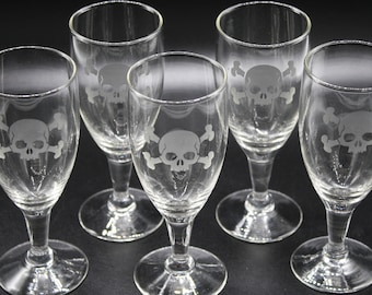 Set of 5 Skull and Crossbones Etched Aperitif Glasses | Gothic After Dinner Glassware | Goth Drinkware | Halloween Barware | Pirate Art