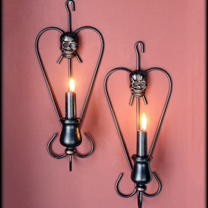Skull Wall Sconces Set, Pair of Gothic Candle Holders, Goth Home Décor, Skull Art Wall Décor, Halloween Decoration, Spooky Wall Art, Macabre