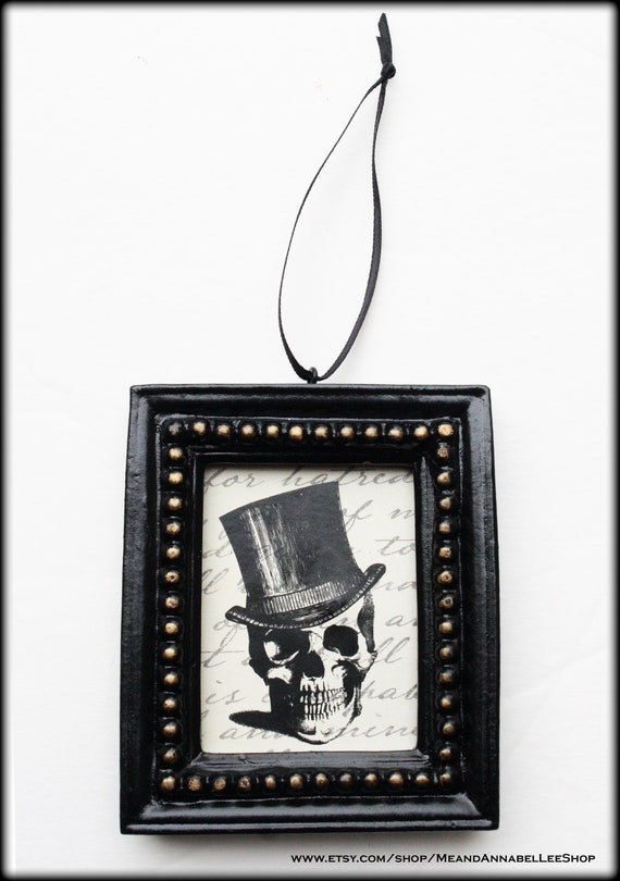 Gothic Christmas Ornament Victorian Gentleman Skull In Top Etsy