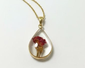 Real Rose Resin Pendant Necklace – Gold Stainless Steel Botanical Jewelry