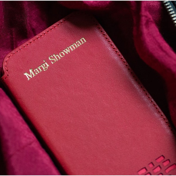 Personalisierte iPhone 7 Leder Handytasche für Männer und Frauen in Türkis, Rot, Vintage Braun oder Ebenholz Schwarz mit Versandkostenfrei weltweit