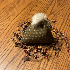 Primitive Farmhouse Chicken Pin Cushion, Shelf Sitter, Basket Filler Item #1938