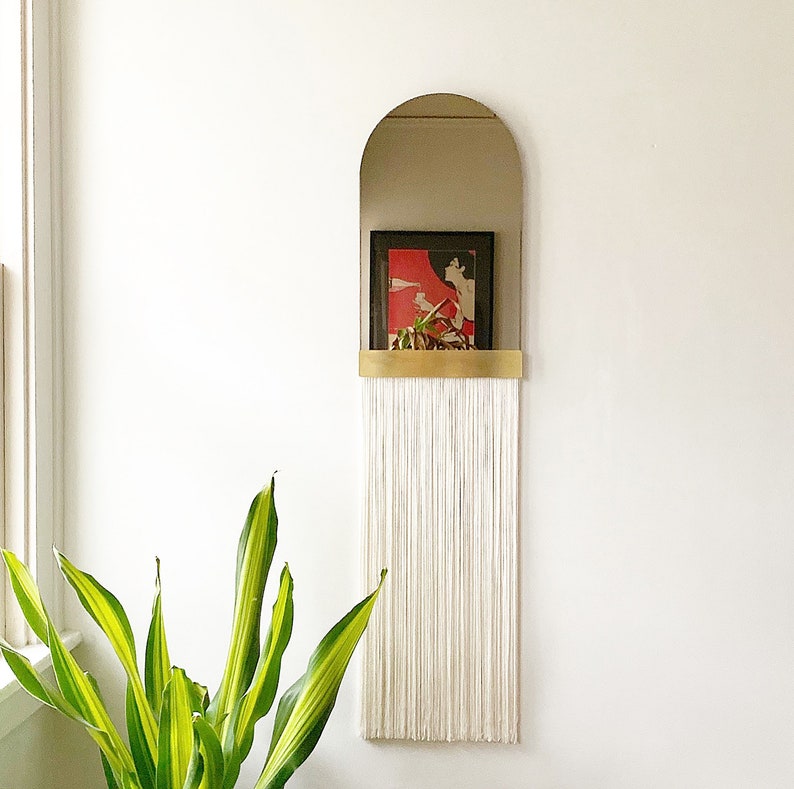 Fringe Mirror: Aria Svara Arch Mirror WITH Brass Accent Bar-Boho Mirror, Half-Moon Mirror, Macrame Mirror, Modern Mirror imagem 4