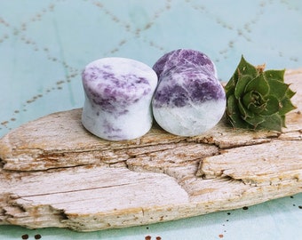 9/16" Pegmatite stone plugs, 14mm Cleavelandite Petalite Lepidolite Quartz plugs, Real crystal body jewelry, Hand carved double flared plugs