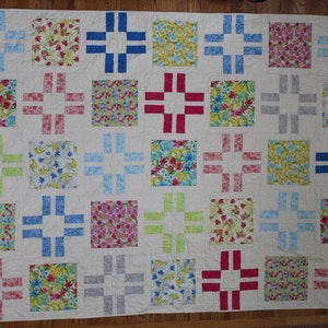 Flowers with Crosses, 84in x 60in, Lap Quilt, Small Bed, Twin Bed, flowers