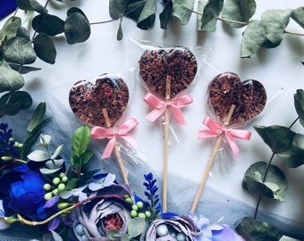 Gift for friend, lollipop with bow, set of 10 tasty purple blackcurrant lollipop, gourmet food, cute gift for girl, party favors, heart deco