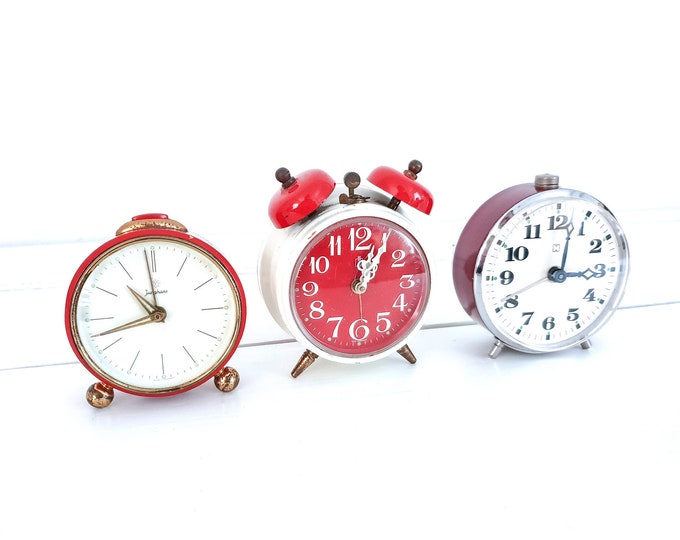 Vintage alarm clock red • antique mechanical alarm clock • Hema Junghans • vintage home decoration