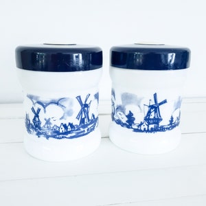 Vintage milk glass opaline storage jar • kitchen storage jars • glass jar with lid • old tobacco jar Willem II Cigar Factory Holland