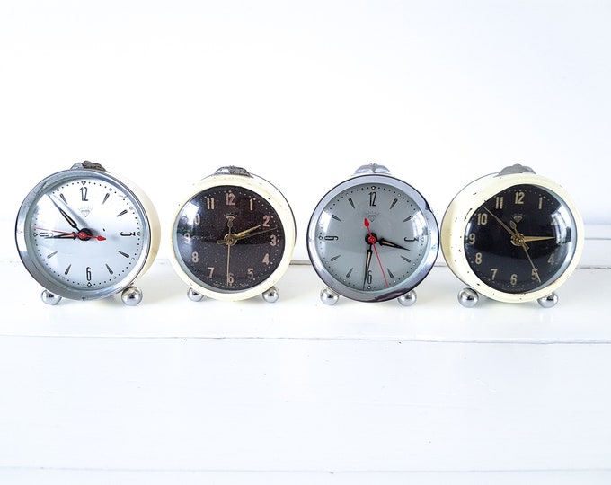 Vintage set of alarm clocks black silver Diamond • retro time clocks • retro living • decoration clocks