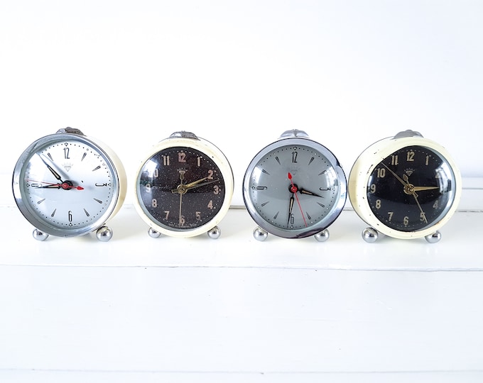 Vintage set of alarm clocks black silver Diamond • retro time clocks • retro living • decoration clocks