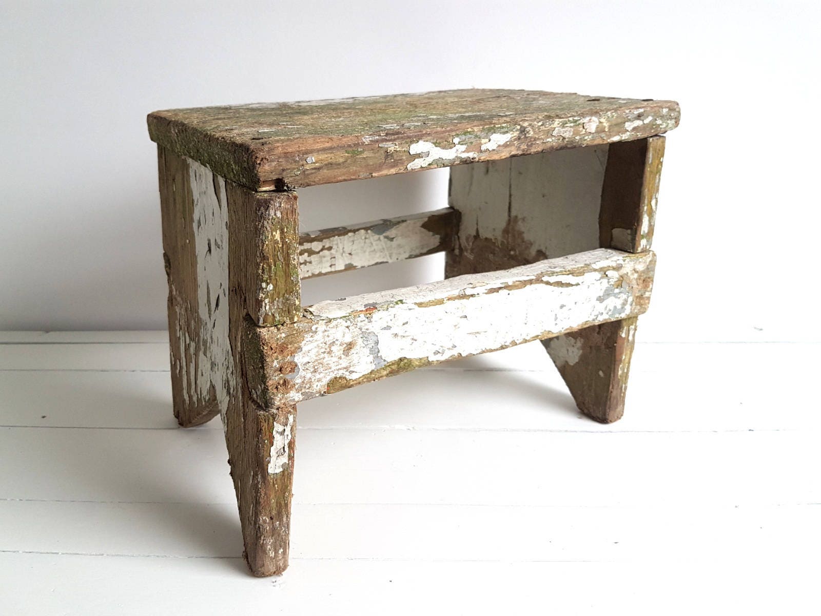 Vintage Farmhouse Wooden Step Stool Rustic Kitchen Vintage Farmhouse Wooden Step Stool Rustic Kitchen Bench Wood Plant Stand