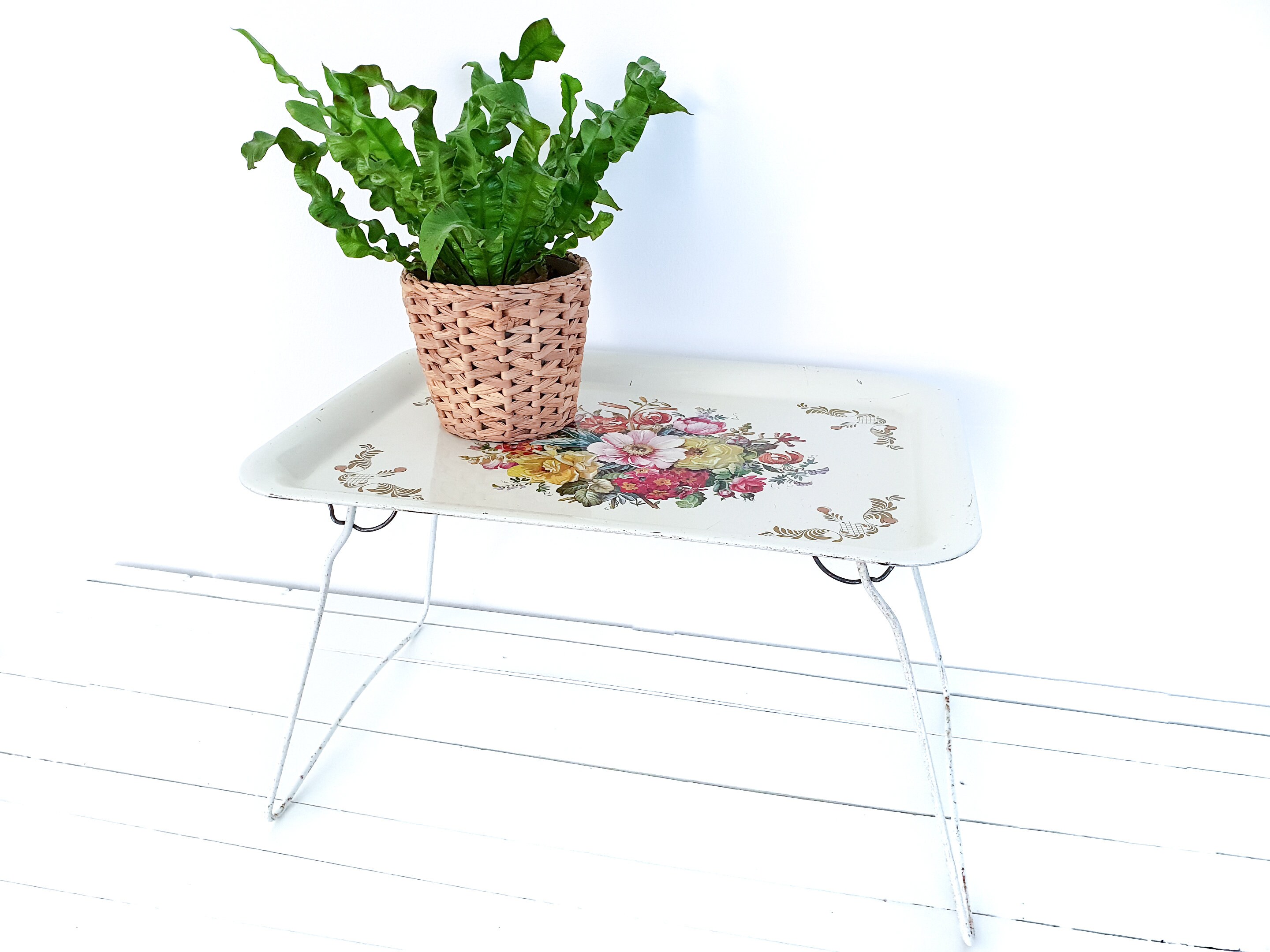 Vintage Foldable Metal Bed Tray Flowers Shabby Chic Lap Desk