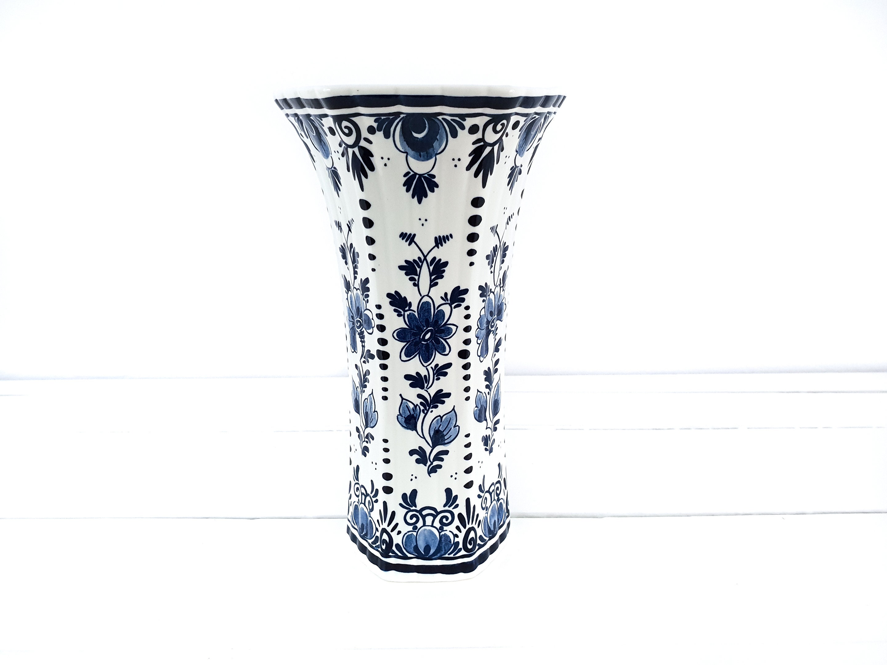 Delft blue ceramic vase by Royal Goedewaagen Holland • Delft decorative