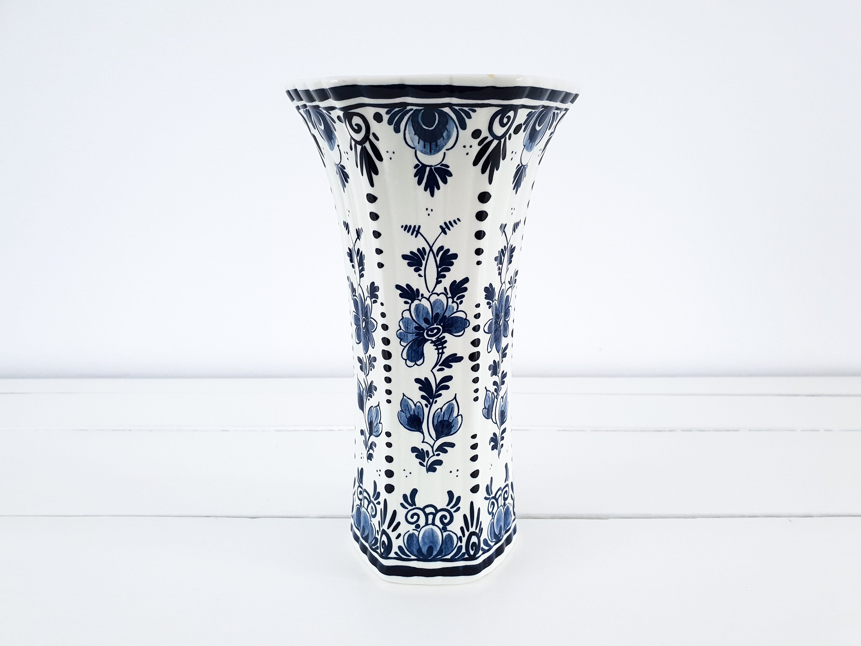 Delft blue ceramic vase by Royal Goedewaagen Holland • Delft decorative