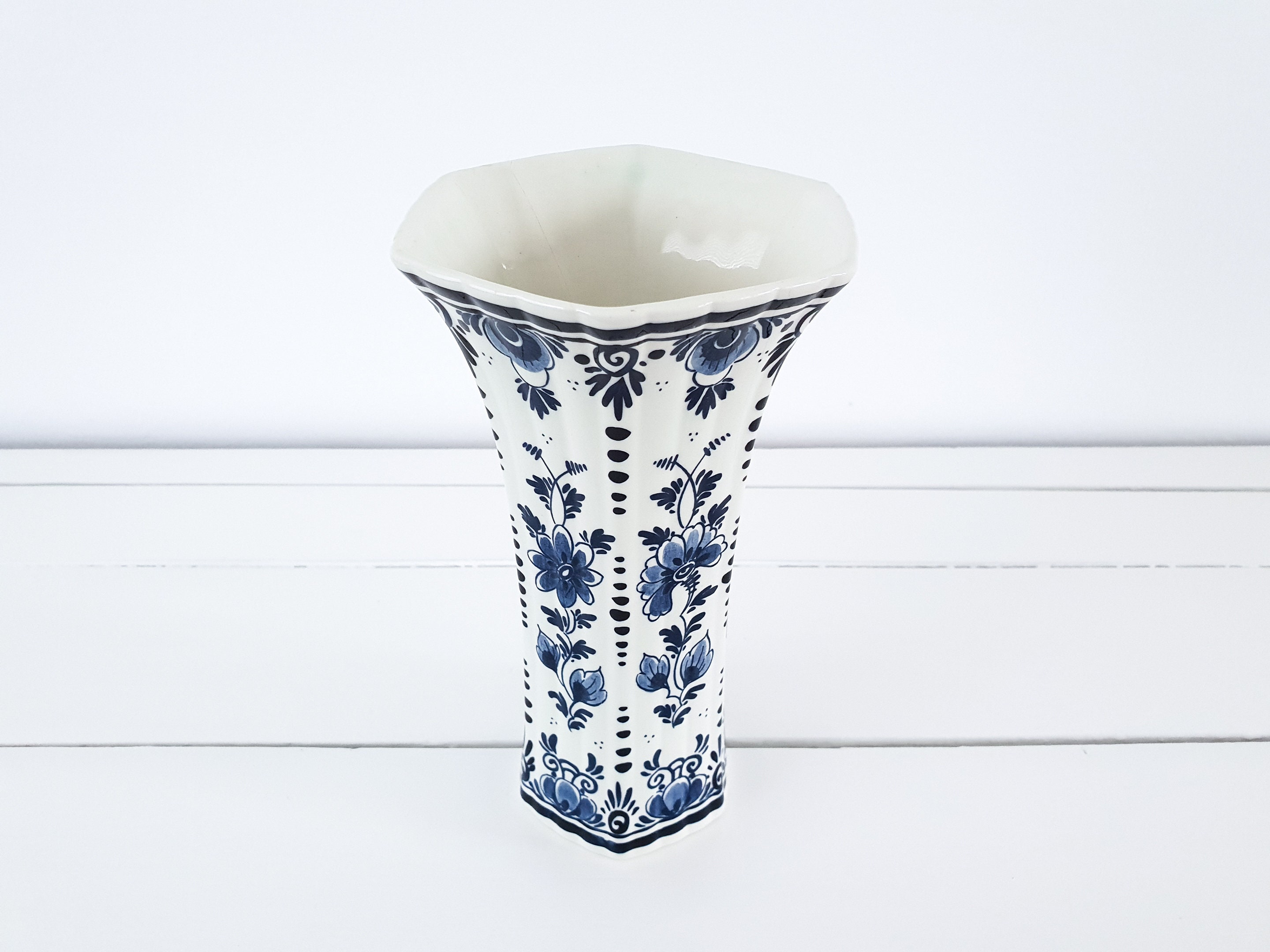 Delft blue ceramic vase by Royal Goedewaagen Holland • Delft decorative