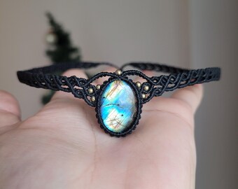 Labradorite Macrame Choker: Adjustable Gemstone Necklace, Gothic Jewelry
