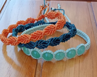Aventurine Macrame Bracelet: Gemstone Leaf Design