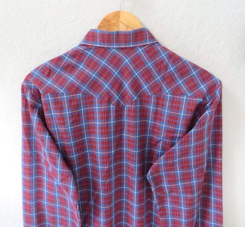 Blue Brick Red White Plaid Blue Snap Buttons Curved Hem 80s Western WRANGLER Tall Man Cowboy Shirt Size M Chest 44 Made in USA
