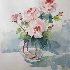 acquerello originale con rose in vaso di vetro, dipinto di fiori in vaso, acquerello con fiori rosa in vaso