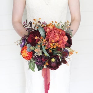 Artificial Autumn Wedding Bouquet, Burnt Orange Faux Flower Bridal Bouquet, Silk Bridesmaid Bouquet Burgundy, Autumnal Flower Bouquet