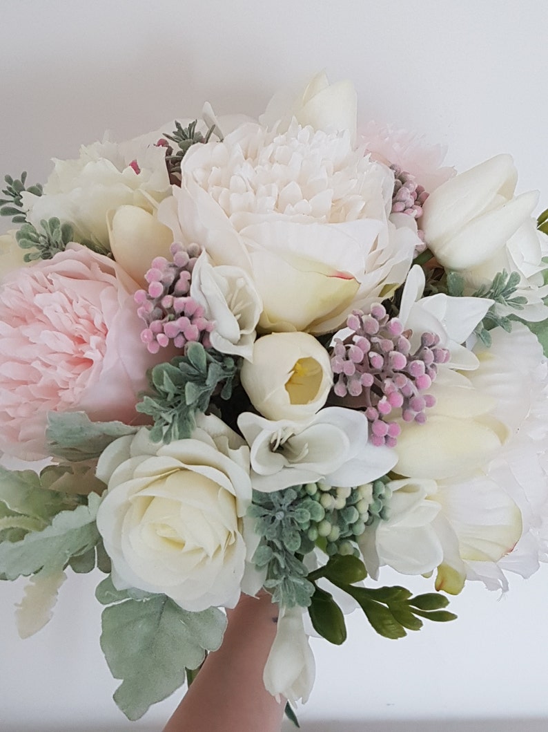Weddings Bouquets Real Touch Bridal Bouquet Wedding Bouquet Silk Bouquet Bridal Bouquet Artificial Bouquet Bridesmaid Bouquet Tulip Bouquet Spring Bouquet