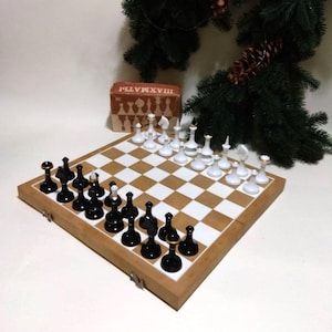 Juego de ajedrez, raro juego de ajedrez soviético vintage de plástico, gran juego de ajedrez soviético vintage en tablero plegable, juego de ajedrez de gran maestro URSS años 80, regalo para hombres