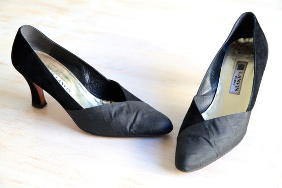 parisian black shoes heels