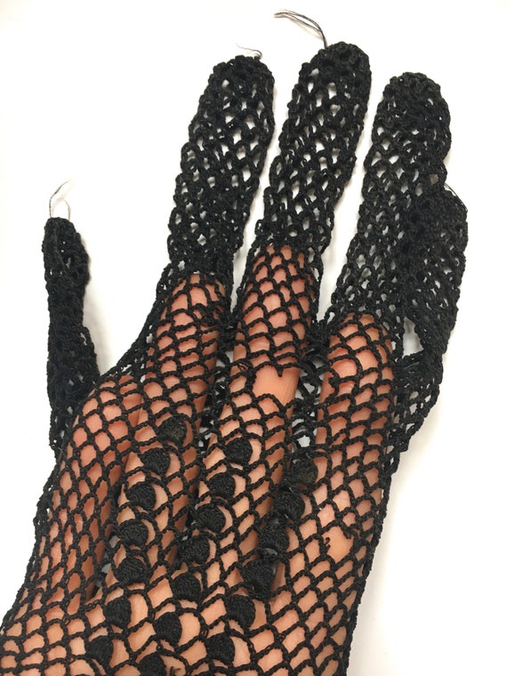 Antique French lace gloves, hand crocheted, handm… - image 5