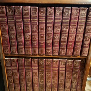 Encyclopedia Britannica 24-volume Complete Set of the Printed in