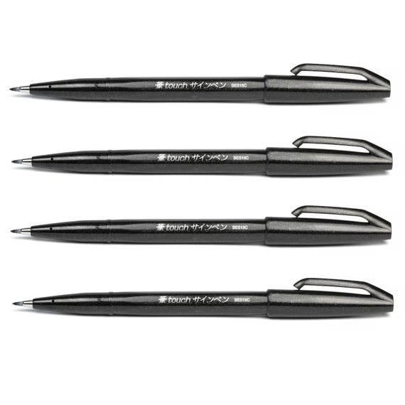 Brush Pen - Pentel - black