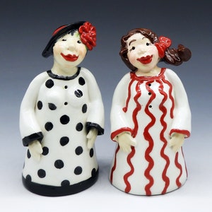 Anthropomorphic salt and pepper shakers