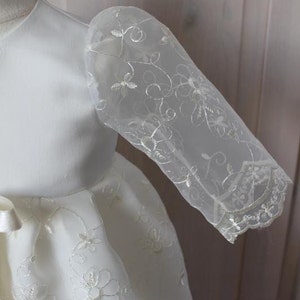 Baptismal dress in satin and organza in cream with cap, baptismal set 2 pcs., gr. 56, 62, 68, 74, 80, 86 image 3